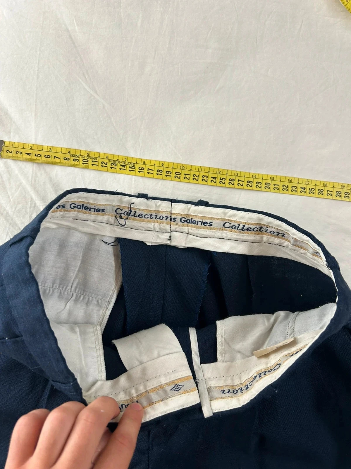 Navy blue suit trousers from Galeries collections in wool size 44 – photo 8